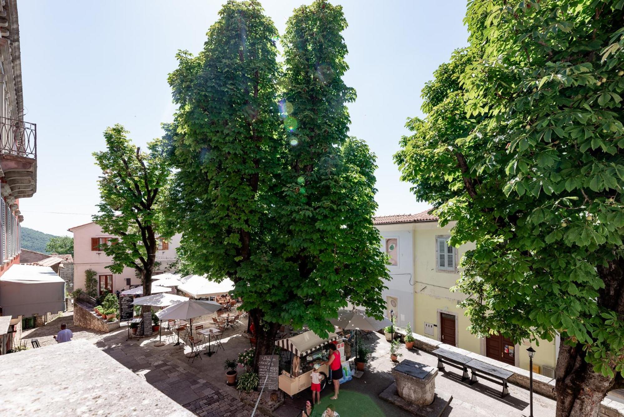 Boutique Hotel Kastel โมโตวุน ภายนอก รูปภาพ